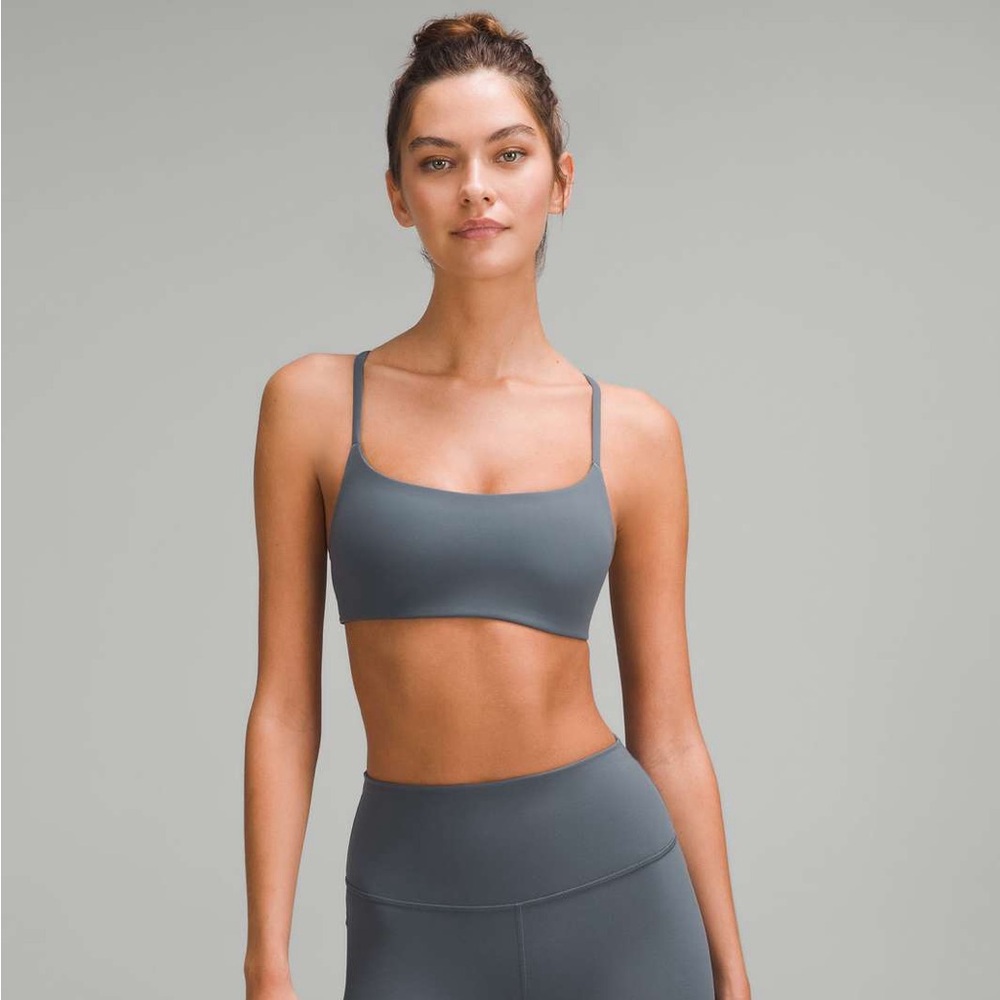 Lululemon Wunder Train Strappy Racer Bra *Light Support, A/B Cup SIZE 4 OIL GREY